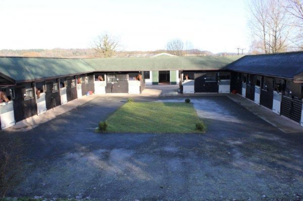 eddegilesracingfacilitiesstables2-w600-1